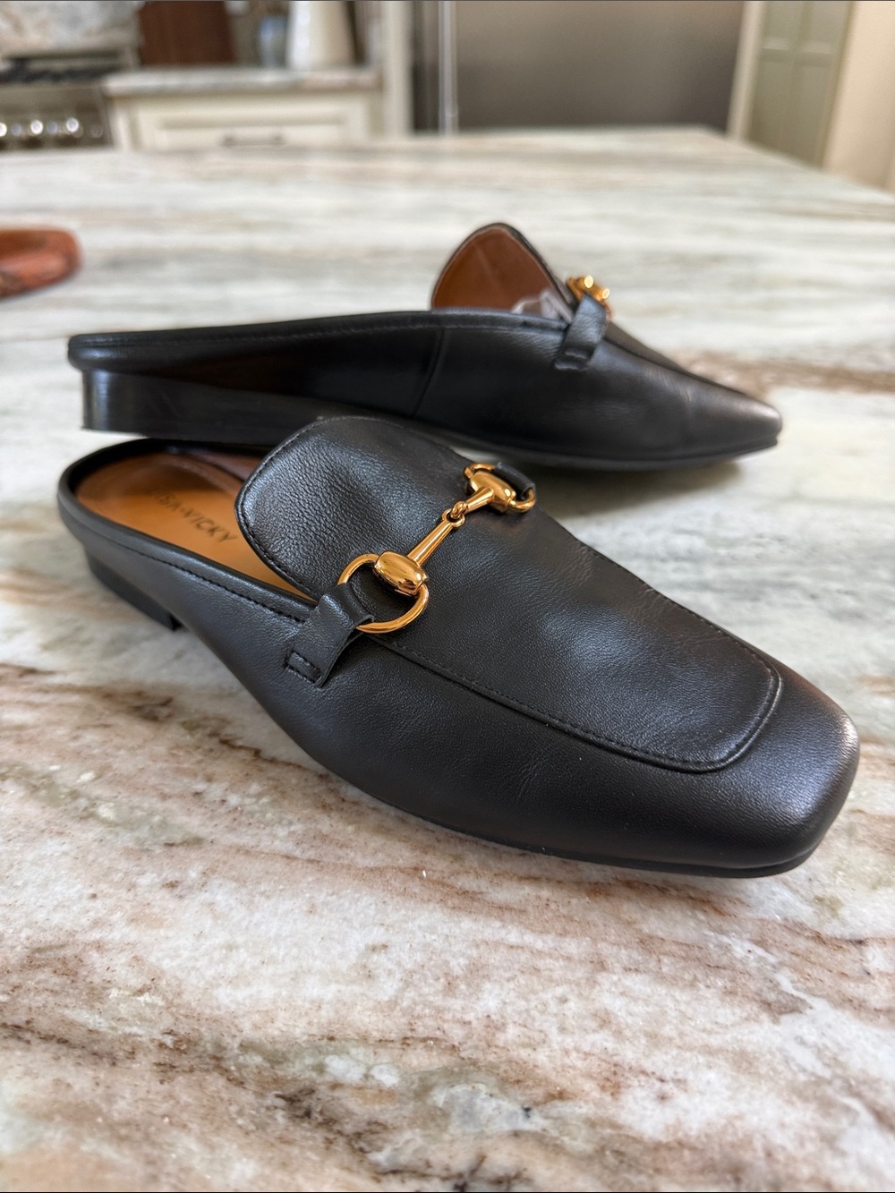 NWOT women’s sz 9 LISA * VICKY black leather mules gold horse bit